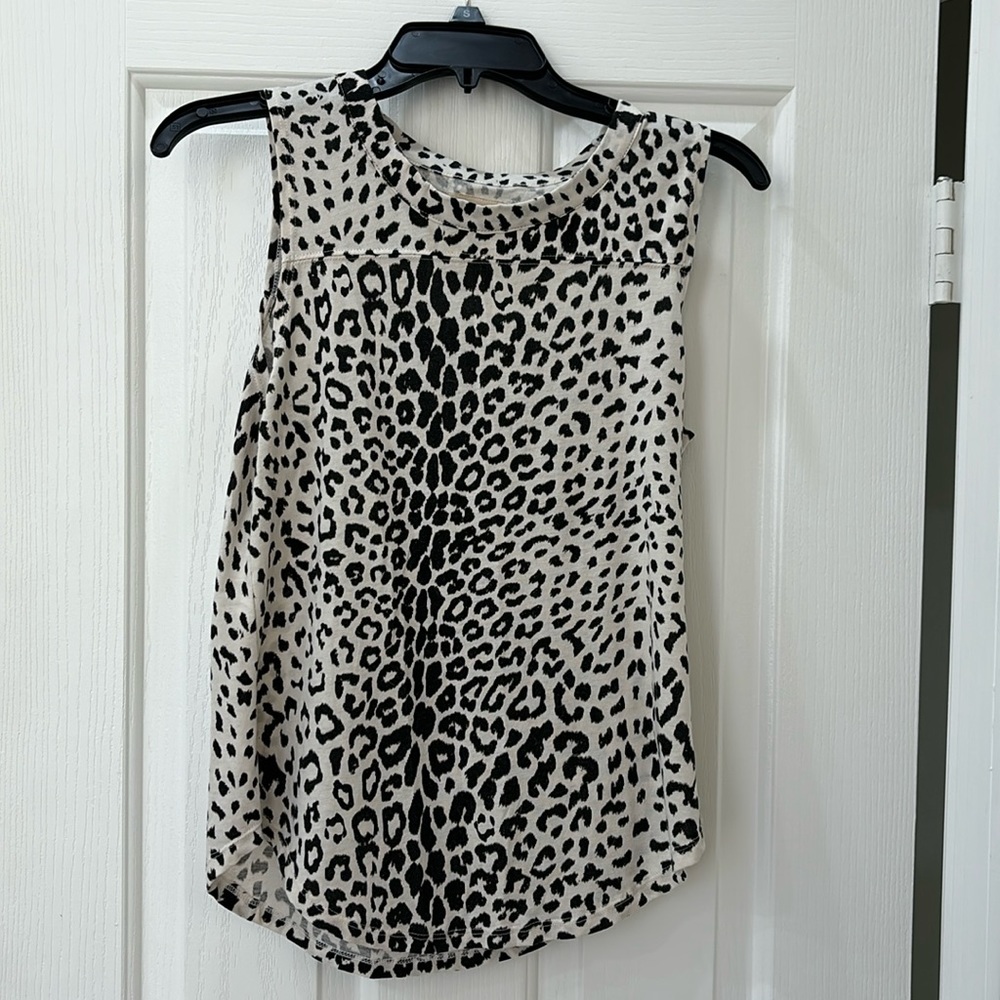 CHASOR SLEEVELESS TOP